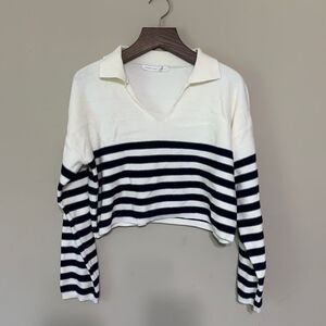 Altar'd State Ivory/Navy Stripped Cropped Sweater Soft Size Large Beach/Coastal